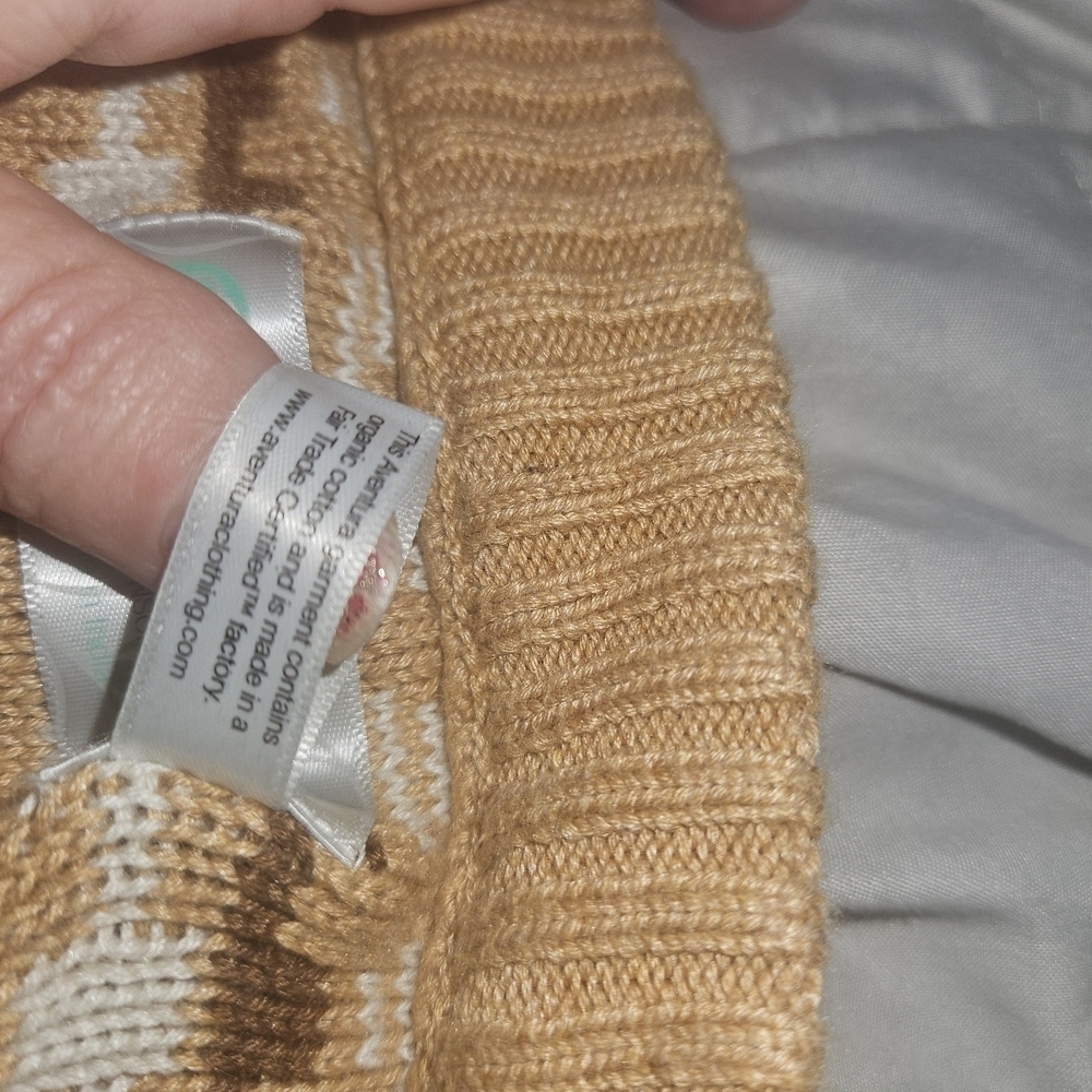 Aventura Classic Women's Tan and Cream Sweater - Picture 5 of 5
